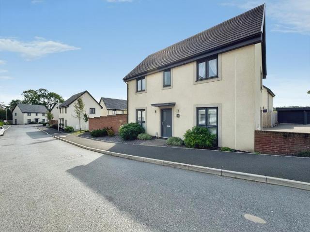 House for sale in Cwmrhydyceirw, Swansea