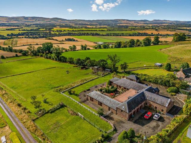 House for sale in Alyth, Scotland