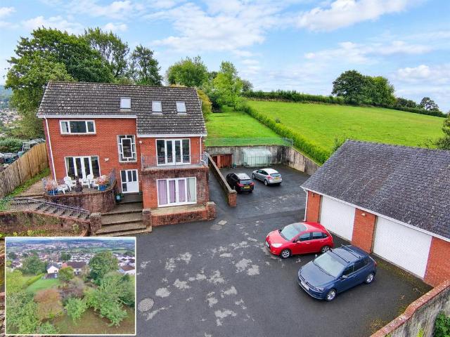 House for sale in Llangynnwr, Carmarthen
