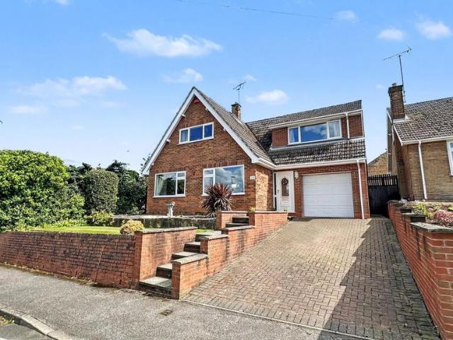 House for sale in Potters Corner, East Midlands
