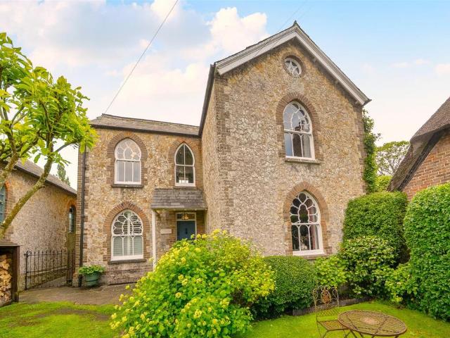 House for sale in Horsham, West Sussex