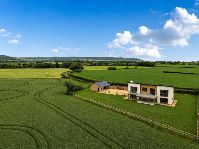 House for sale in Steeple Ashton, Wiltshire