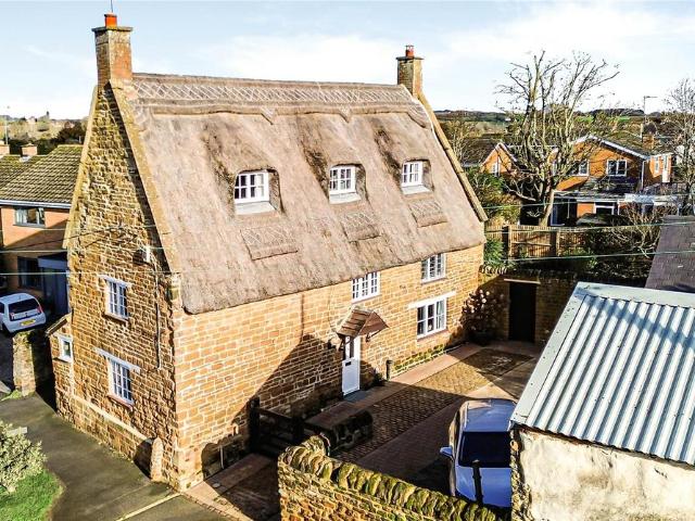 House for sale in Kislingbury