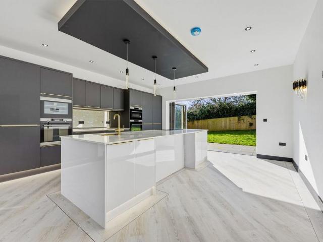 House for sale in Sutton, Ash