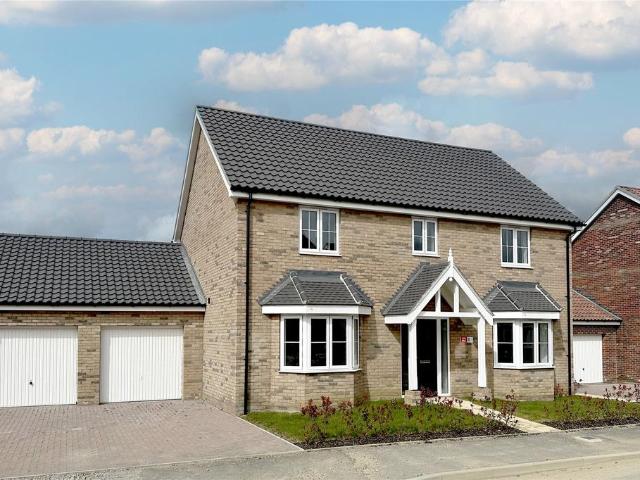 House for sale in Bedingfield, Suffolk