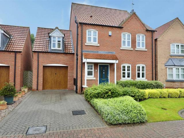 House for sale in Kingswood, Hull