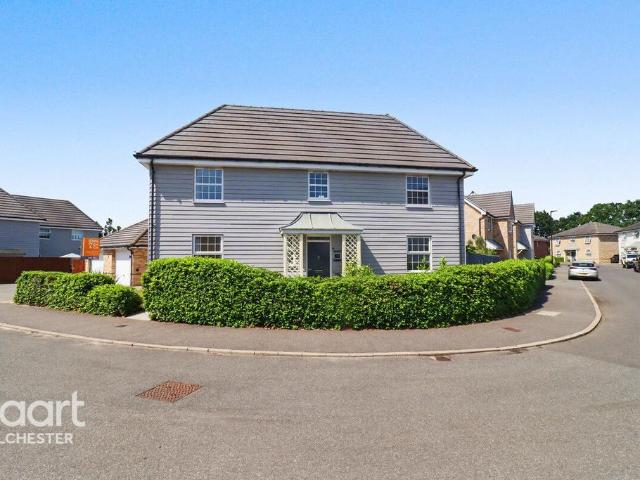 House for sale in Elmstead, Dale Hill