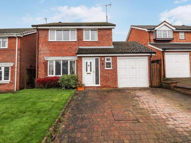 House for sale in Rushden