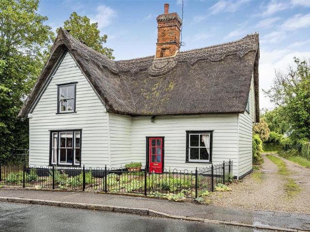 House for sale in Chipping Hill, Essex