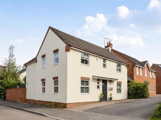 House for sale in Chippenham, Wiltshire