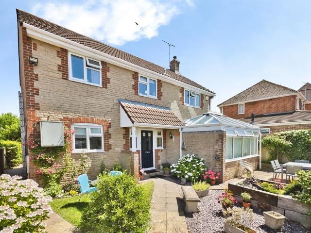 House for sale in Haselbury Plucknett