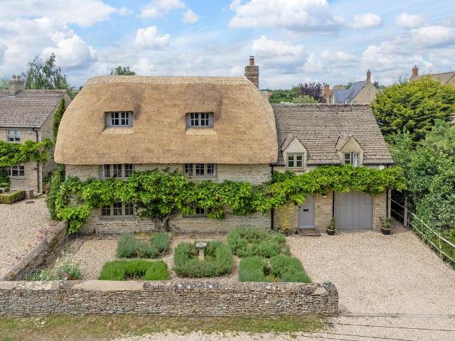 House for sale in Black Bourton, Oxfordshire