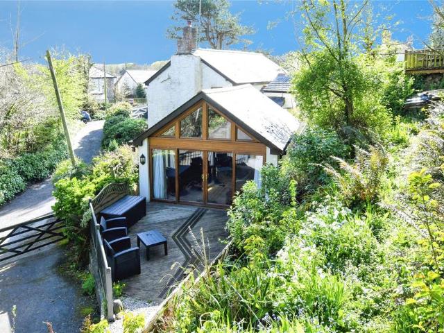 House for sale in Marhamchurch, Cornwall