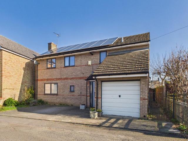 House for sale in Arrington, Cambridgeshire