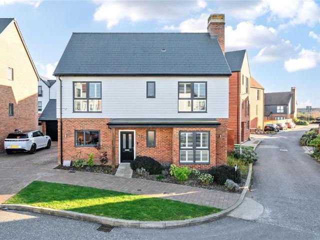 House for sale in Bridgefield, Kent