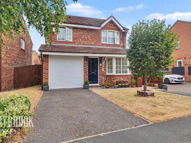 House for sale in South Hiendley, West Yorkshire
