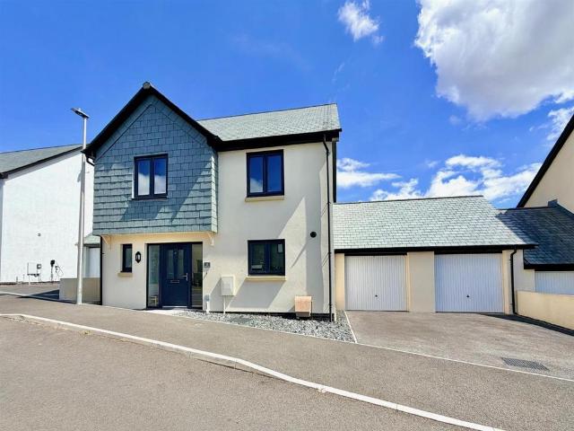 House for sale in Strode, Devon