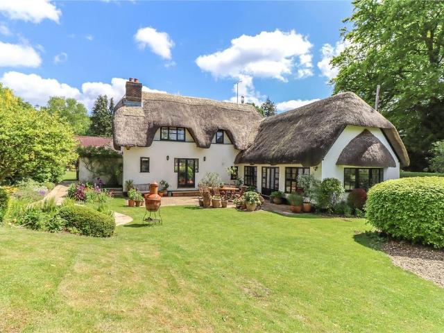 House for sale in Barton Stacey, Hampshire