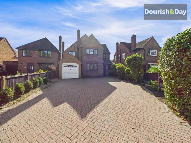 House for sale in Baswich, Staffordshire