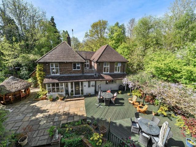 House for sale in Frith End, Bolton Low Houses