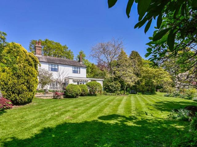 House for sale in Bridgefield, Kent