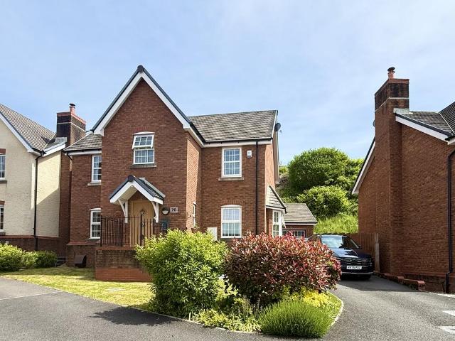 House for sale in Llwydcoed