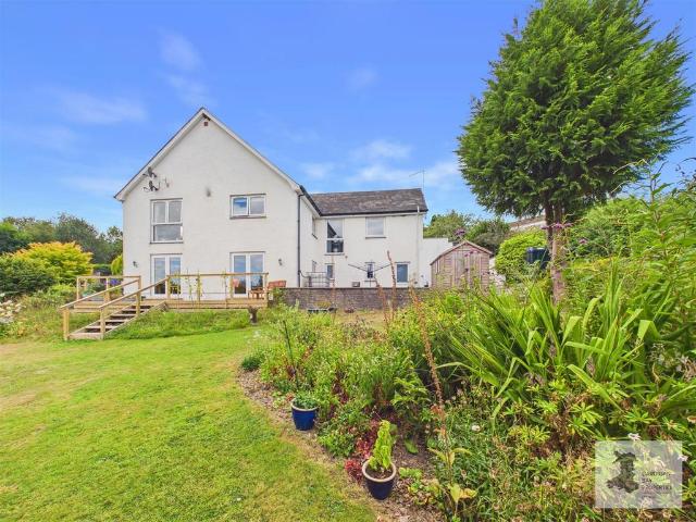 House for sale in Manordeifi, Abercych