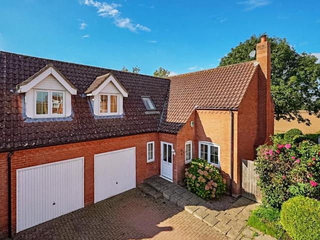 House for sale in Moulton Seas End, South Holland