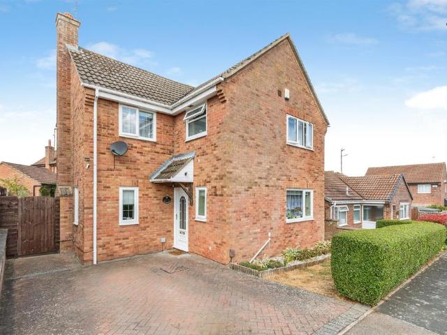 House for sale in Hatton Park, Wellingborough