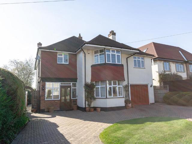House for sale in Moor Park Estate, Three Rivers
