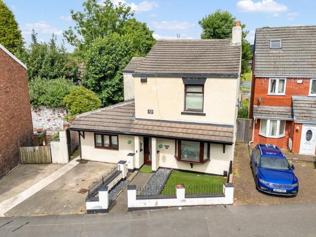 House for sale in Godley, Greenheys