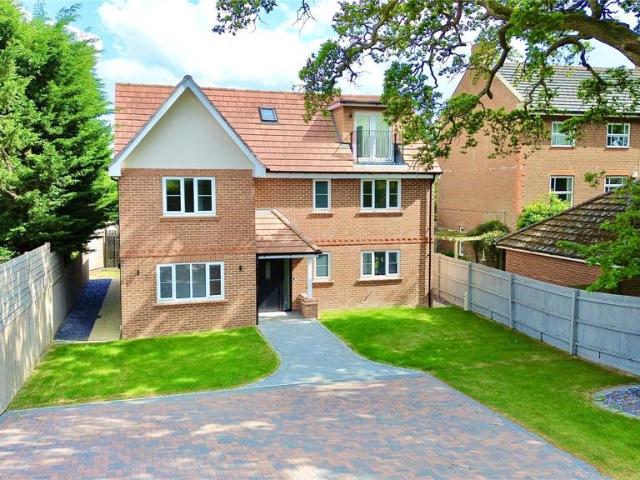 House for sale in Arborfield, Shinfield