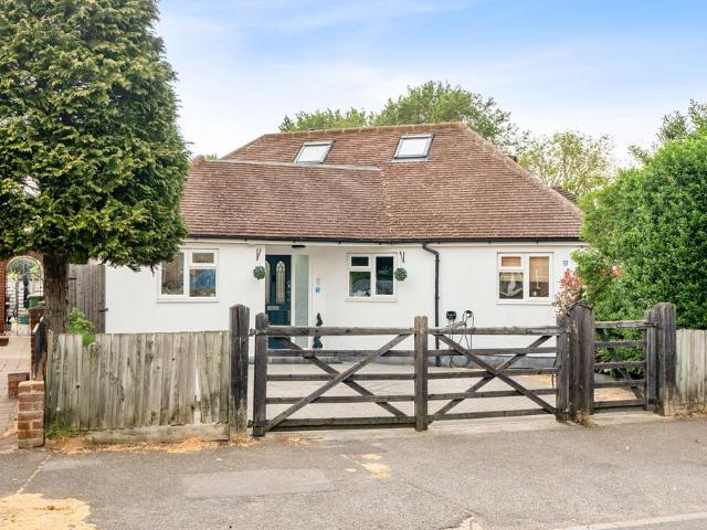 House for sale in West Ewell, Ewell