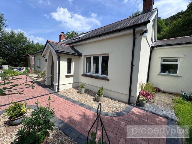 House for sale in Penygraig, Wales