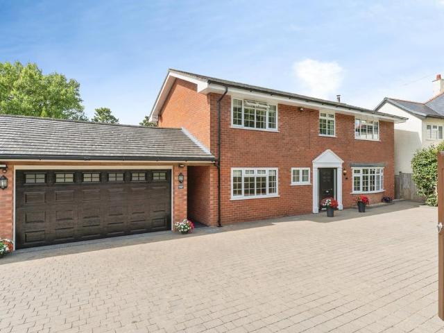 House for sale in Little Neston, West Vale