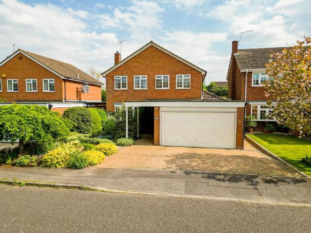 House for sale in Broughton, Aylesbury