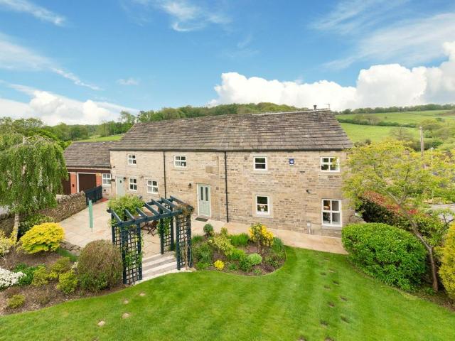 House for sale in Stocksmoor, Kirkburton