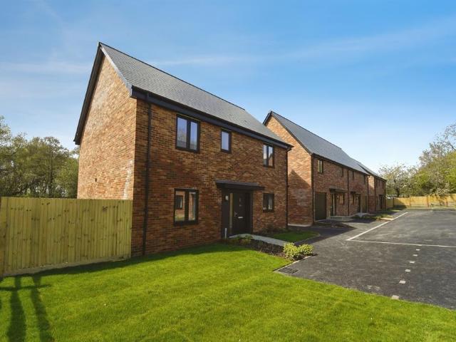 House for sale in Cross In Hand, East Sussex