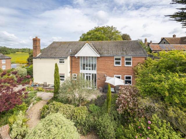House for sale in Sudbury, Chelmondiston