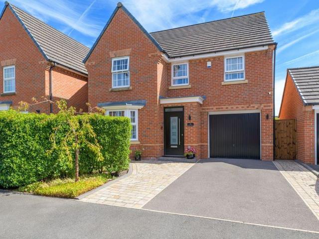 House for sale in Chapelford, Warrington
