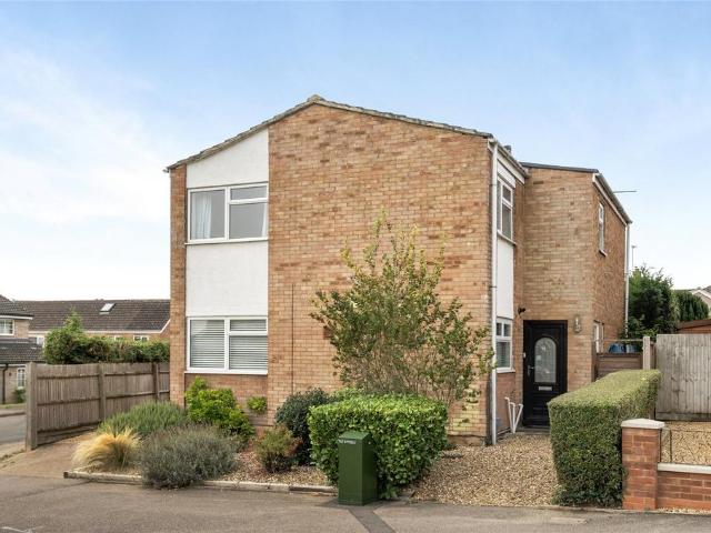 House for sale in Ampthill, Central Bedfordshire