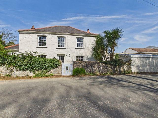 House for sale in Busveal, Cornwall