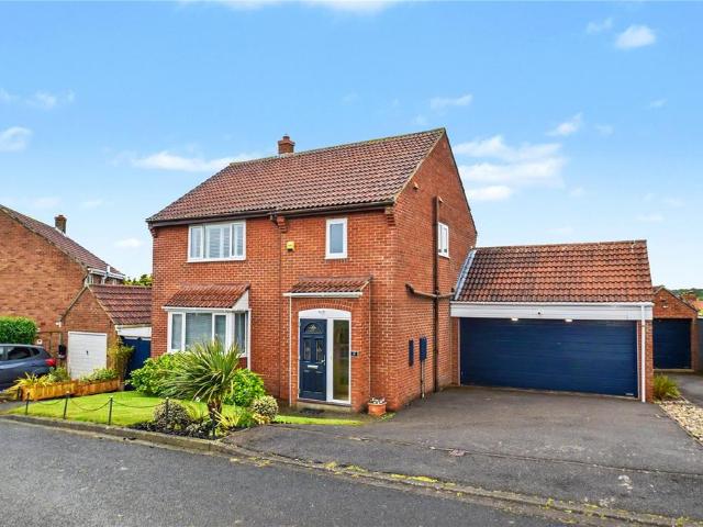 House for sale in South Cliff, Kepwick