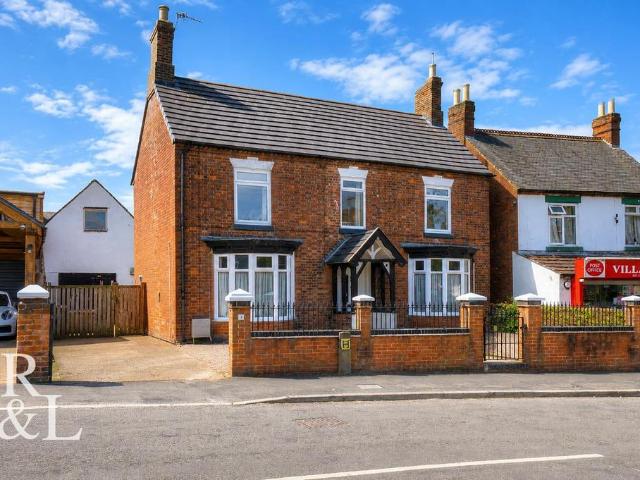 House for sale in Egginton, East Midlands