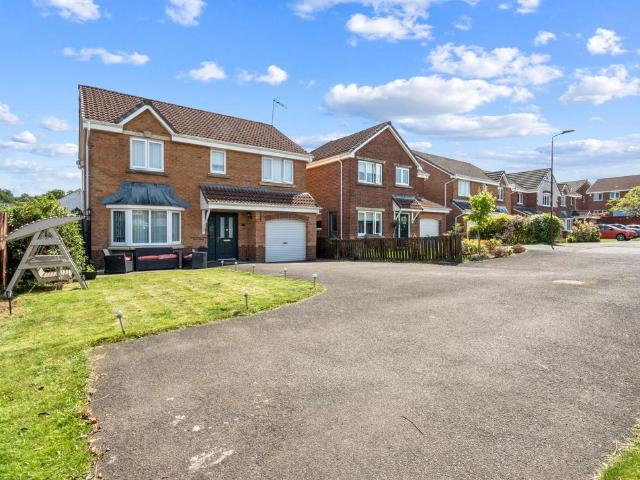 House for sale in Tullibody, Scotland