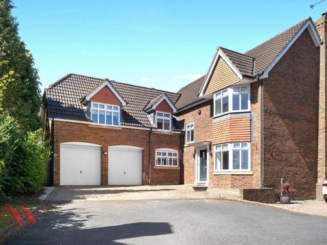 House for sale in Calderstones