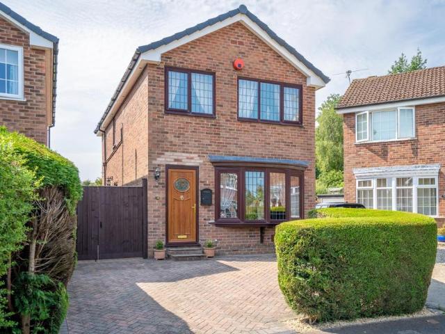 House for sale in High Field, York