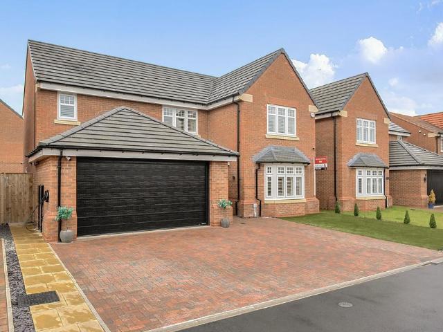 House for sale in Hatfield, South Yorkshire