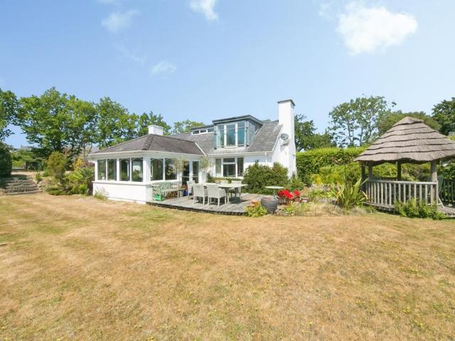 House for sale in Abersoch, Wales