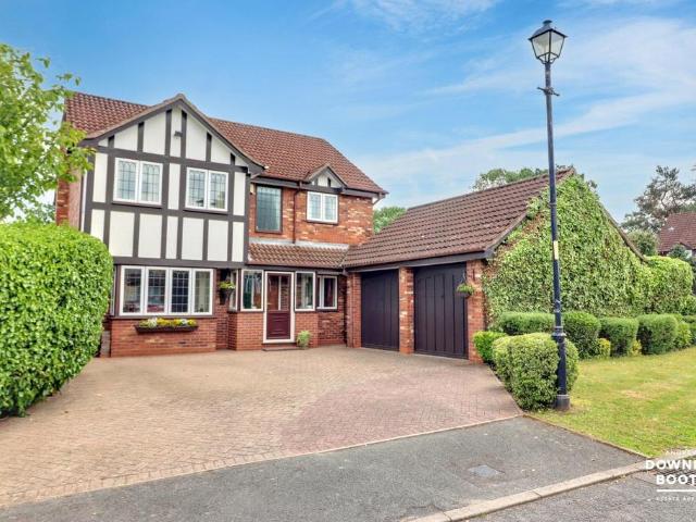 House for sale in Hardwick, Streetly